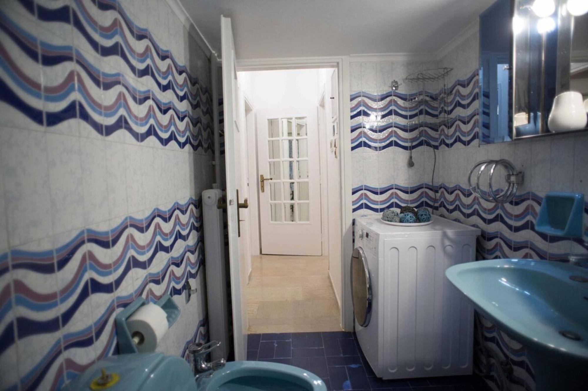 Cozy Apartment With Sea View Next To Marina Zeas Pireus Exteriör bild