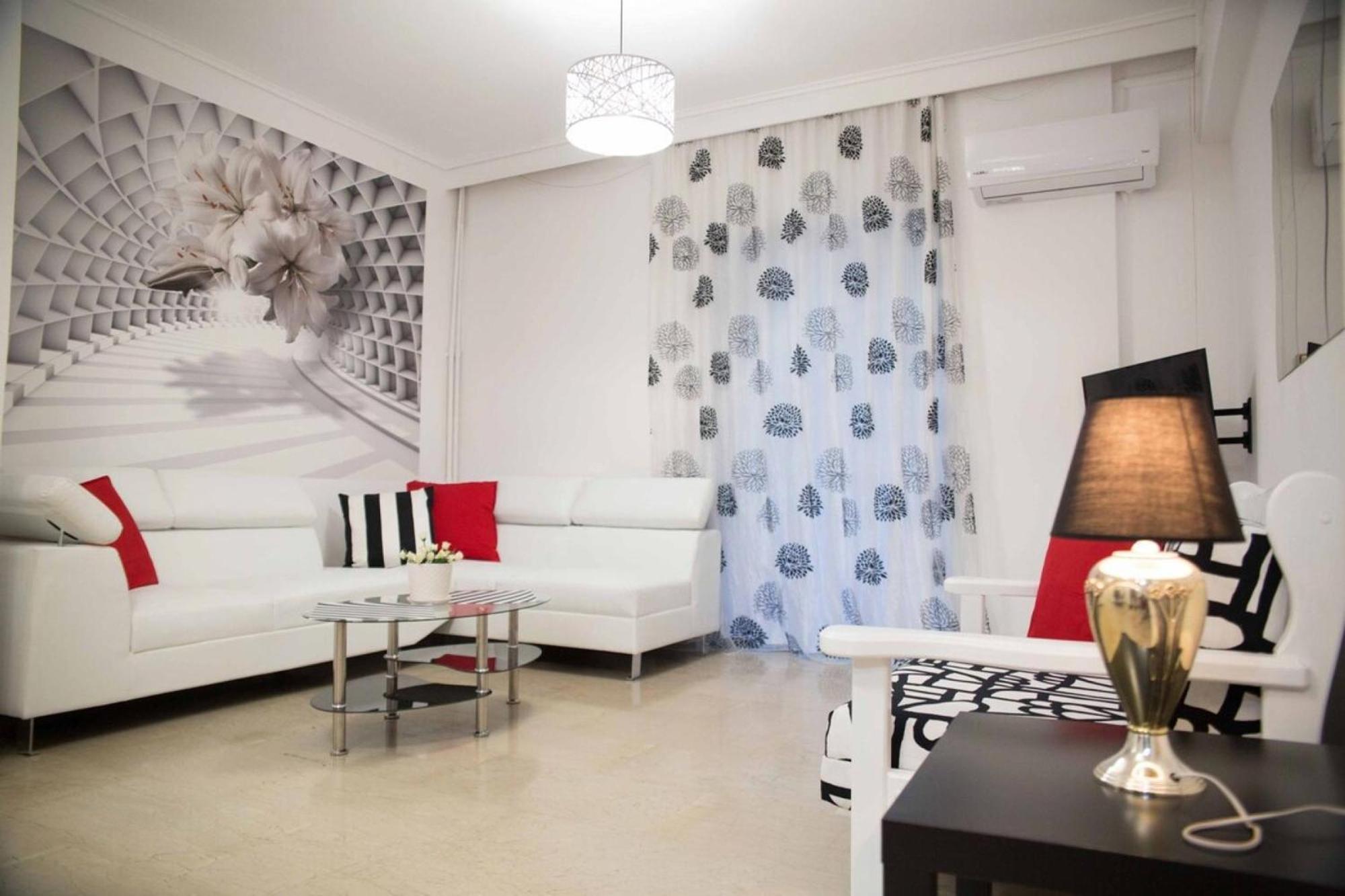 Cozy Apartment With Sea View Next To Marina Zeas Pireus Exteriör bild